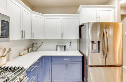 North End blue -Hot Tub - Fire Pit - Downtown -4BR - Photo 19