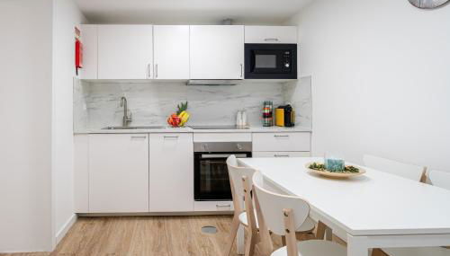 HostWise - Modern Flat with a Suite - Foto 4, stove, dishwasher, toaster