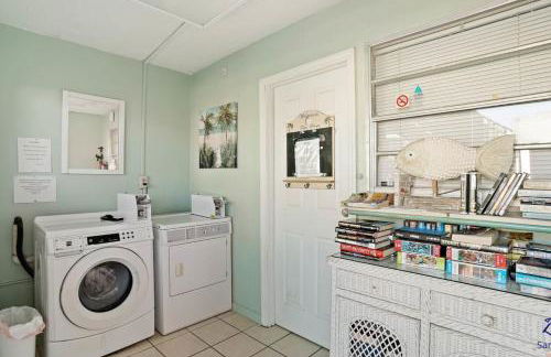 Madeira Beach Tropic Breeze Unit 19 Second Floor - Foto 22