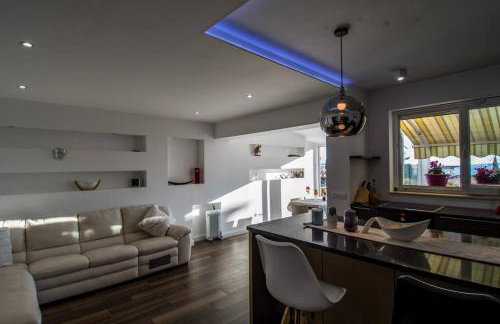 Luxury apartment Martinis with pool - Photo 6