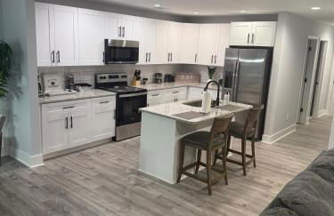 Modern new townhouse near Stone Mountain Sleeps 10 - Foto 16