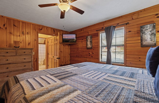 Bear Hideaway Cozy 3BR Cabin - Foto 13