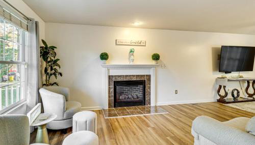 Walk to Lake and Boat Ramp Central Gem in Annapolis - Foto 5