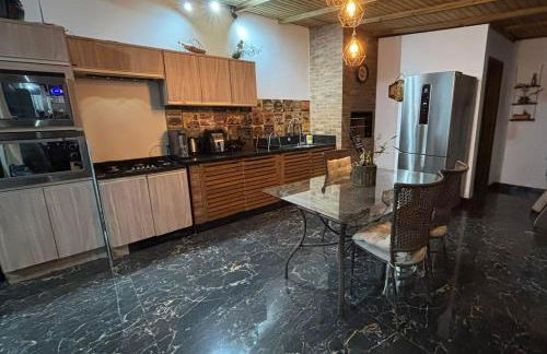 Casa aconchegante com 2 quartos no Rio Vermelho - Foto 9