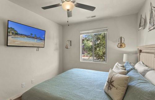 PV 110 Themed Rooms, PS4, Ping Pong, Pack n` Play, Electric Fire Place, Games, and More - Photo 72