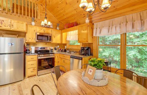 Secluded Cabin Hot Tub and 10 Mi to Blue Ridge - Foto 10