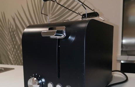 Secret Garden Apartment with private parking space - Photo 22