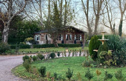 Log Cabin, Conveniently Situated halfway between Stratford and Warwick - Foto 1