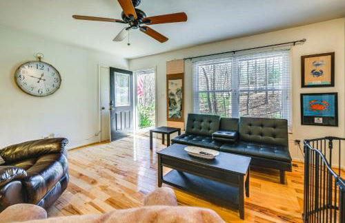 Pet-Friendly Roanoke Home with Fire Pit and Grill! - Foto 5