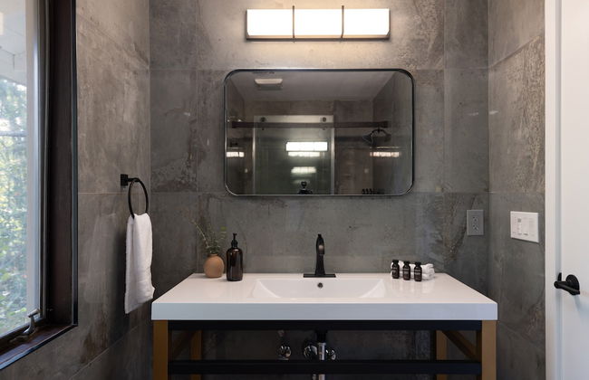 Mataro by Avantstay Large & Elegant Home in Santa Rosa w/ Hot Tub & Games - Foto 15