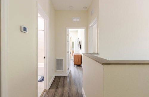 4 Bedroom 3 Full Bath Boho Oasis Saltwater Pool Near Downtown, North of Hyde Park Sleeps 12 Pets OK - Foto 54