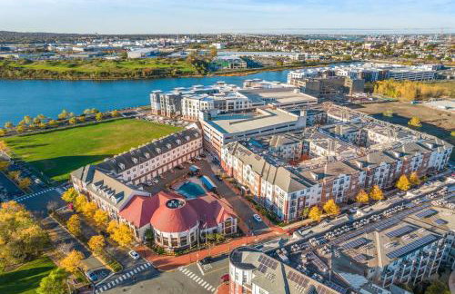 Landing Beautiful 1BD Clubhouse Gym - Foto 20