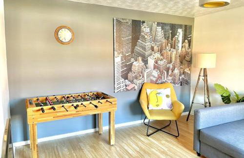 20% Monthly stays - 3 bedrooms @ Homevy Leeds - Foto 3