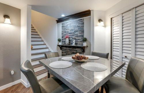 Extended Stay in Denver! Cozy Apartment with Patio - Foto 5