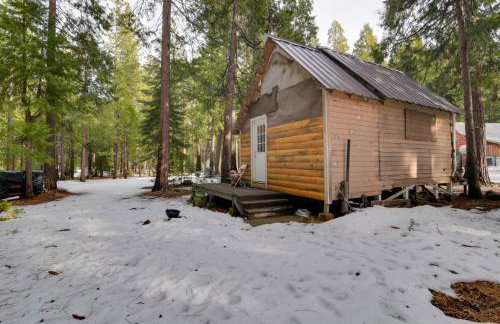 Walk to Trails and Butte Creek Cozy Retreat with Deck - Foto 20