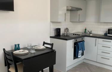 Cosy Studio Apartment in Leigh-on-Sea, Close to Bell Wharf Beach & Adventure Island - Foto 4