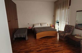 Oleggio apartment - Foto 8