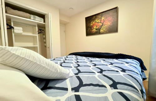 SEA Airport Coastal Apartments, located just 15 min from SeaTac Airport and 5 min from Des Moines Marina - Foto 12