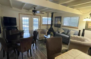 Mountain Harbor Lodge cottage on Lake Ouachita - Foto 24