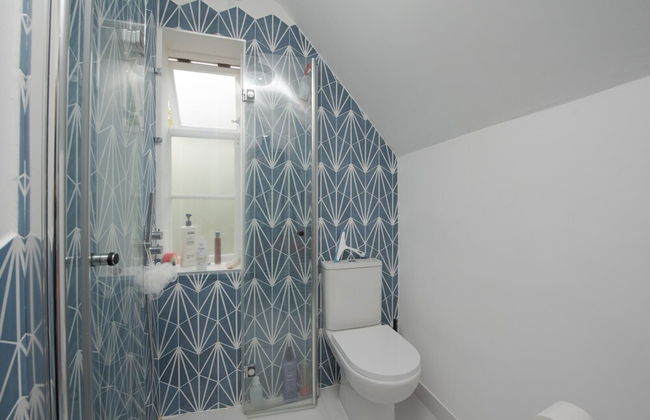 Cottage With a Garden in Golders Green by Underthedoormat - Foto 17