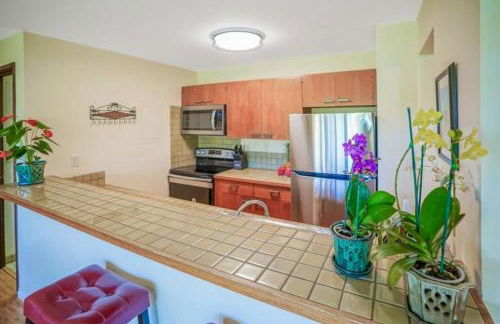 Tropical 1 Bedroom with 2 Full Bath at Resort - Foto 10