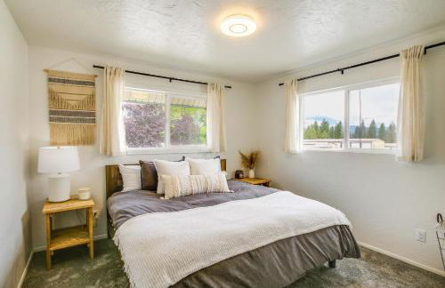 Spirit Lake Home with Fenced Yard 1 Mi to Water! - Foto 12