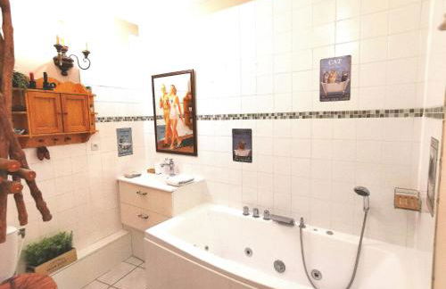 Garage double, 2 chambres, balnéo, 2 SDB, 3WC, à 5 minutes du Puy - Foto 22