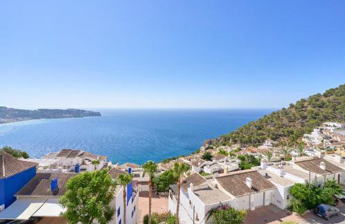 Stunning sea views pool garden - Foto 28