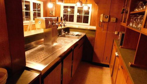 Haus Astenblick in Winterberg Ferienwohnungen mit Gastraum Wanderveranstaltungen und Familienfeiern - Foto 3