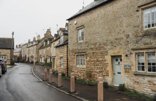 Rose End Cottage, a Luxury Getaway - Photo 31