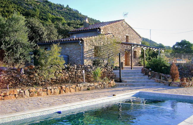 Belvilla by OYO Masia Vinaixa - Foto 1