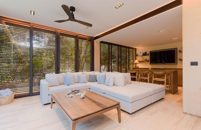 The Palm Luxury Villas Corasol by Lumina - Photo 52