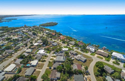 Tropical Haven Retreat 4 Beds 3 Baths Ultimate Family Vacation - Foto 26