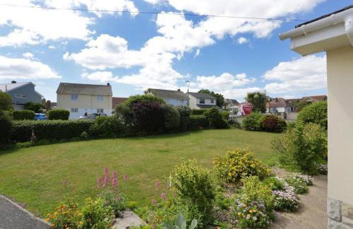 CHURCH ROAD by BOURNECOAST - A Spacious Bungalow in the Popular Hengistbury Head Area Near the Sandy Beaches - HB5830 - Foto 17