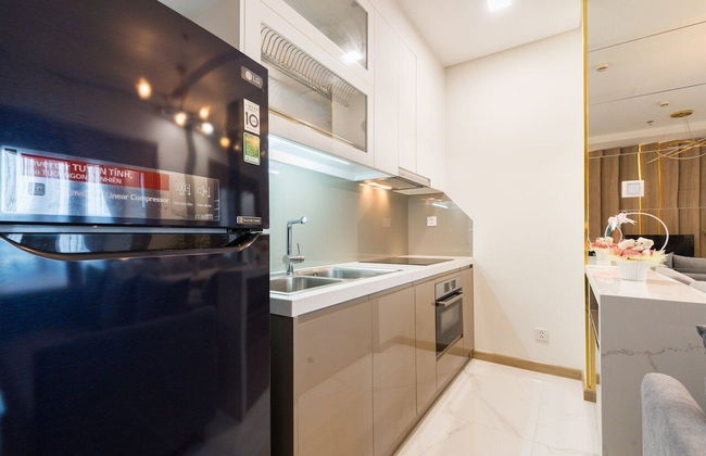 Landmark 81 Luxury- Lyshing Apartment - Photo 38