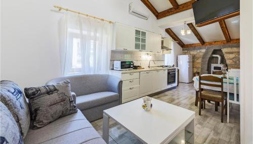 Lovely Apartment In Krsan With Wifi - Foto 2