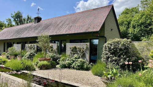 Beauvoir Court Stables - Foto 1