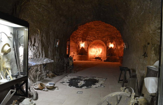 Visita guiada por las cuevas de Almagruz - Foto 8