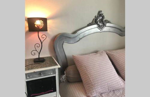 LES HORTENSIAS Spacieuse Maison en ardoise du pays FIBRE - Foto 30