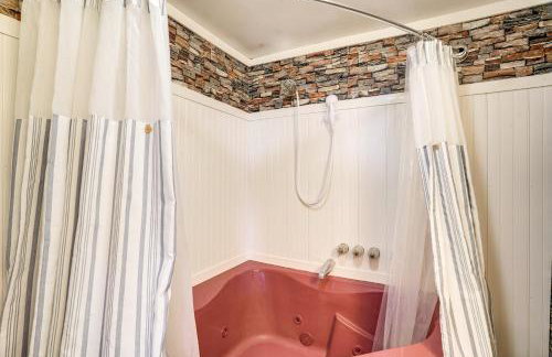 Cozy Luray Cabin with Views Near Hiking Trails! - Foto 11