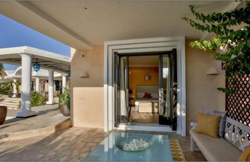 Amazing Ibiza Villa Can Icarus 6 Bedrooms Perched On A Cliff Overlooking The Beach Of Cala Moli San Jose - Foto 19