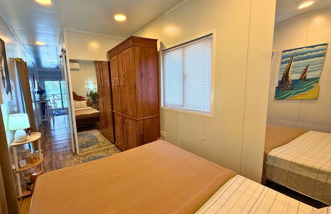 Zanzibar Beach House- South - Photo 9