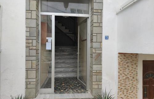 Eleni House - Photo 2
