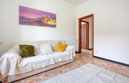 2 Bedroom Beautiful Apartment In Moneglia - Foto 8