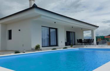 Holiday house Miki - Foto 1