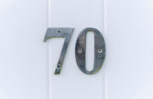 FREE parking, LARGE House for Contractors & Families, Sleeps 7, 25 mins to MANCHESTER & LIVERPOOL - Foto 9