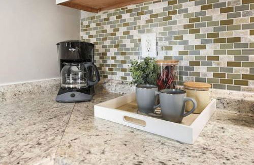 The Bumble Bee Hive 7-Bedroom House w/ Hot Tub - Foto 70