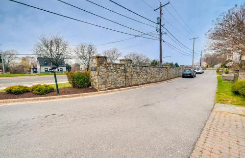 Pet-Friendly DC Area Condo with Yard! - Foto 26