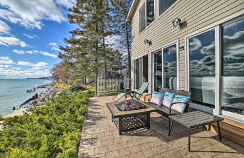 East Tawas Home with Patio, Lake Huron On-Site - Foto 3