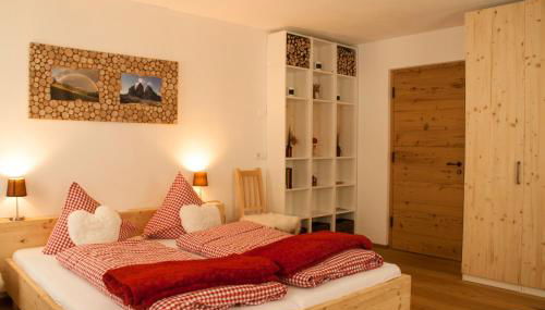 Preindlerhof Farmhouse - Photo 3